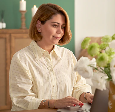 Atölyede çalışma anı