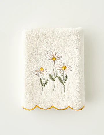 Daisy Scallop Kenar Y&uuml;z Havlusu Bej (50x90 cm)