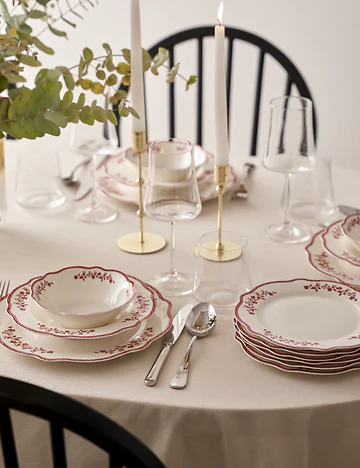 Catherine New Bone Porselen 24 Parça 6 Kişilik Yemek Takımı Kırmızı