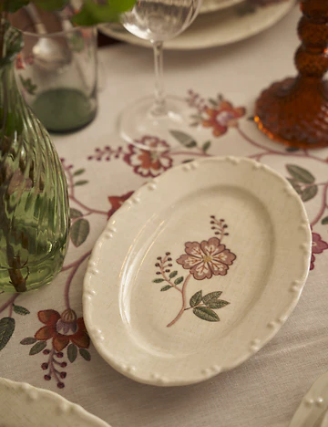 Grandma Porselen Sunum Tabağı (25 cm)